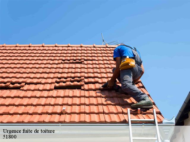 Urgence fuite de toiture  51800